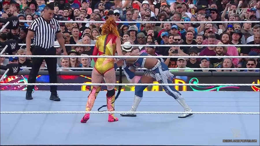 WWE_SummerSlam_2022_720p_WEB_h264-HEEL_mp4_000655054.jpg