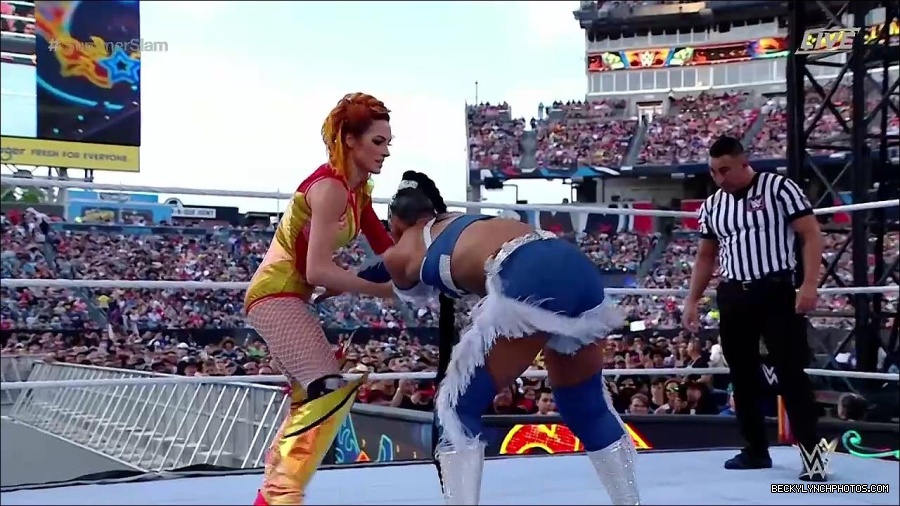 WWE_SummerSlam_2022_720p_WEB_h264-HEEL_mp4_000656254.jpg