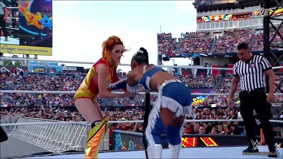 WWE_SummerSlam_2022_720p_WEB_h264-HEEL_mp4_000656654.jpg