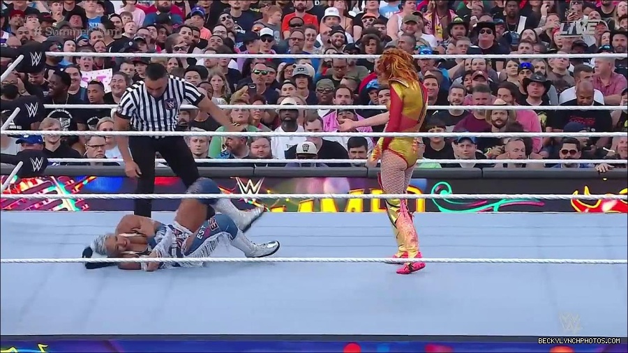 WWE_SummerSlam_2022_720p_WEB_h264-HEEL_mp4_000661054.jpg