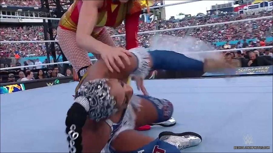 WWE_SummerSlam_2022_720p_WEB_h264-HEEL_mp4_000665854.jpg