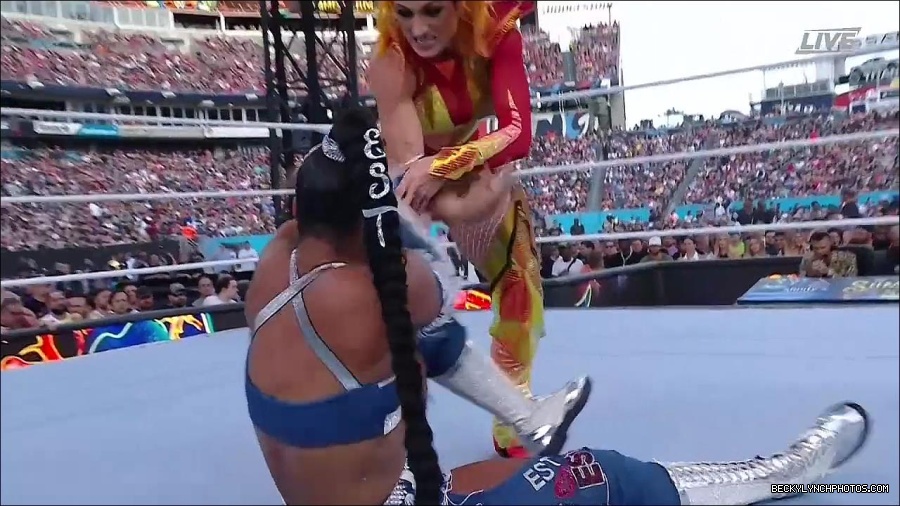WWE_SummerSlam_2022_720p_WEB_h264-HEEL_mp4_000666654.jpg