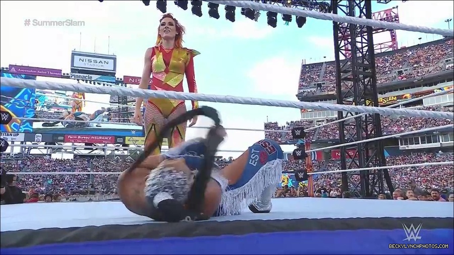 WWE_SummerSlam_2022_720p_WEB_h264-HEEL_mp4_000679854.jpg