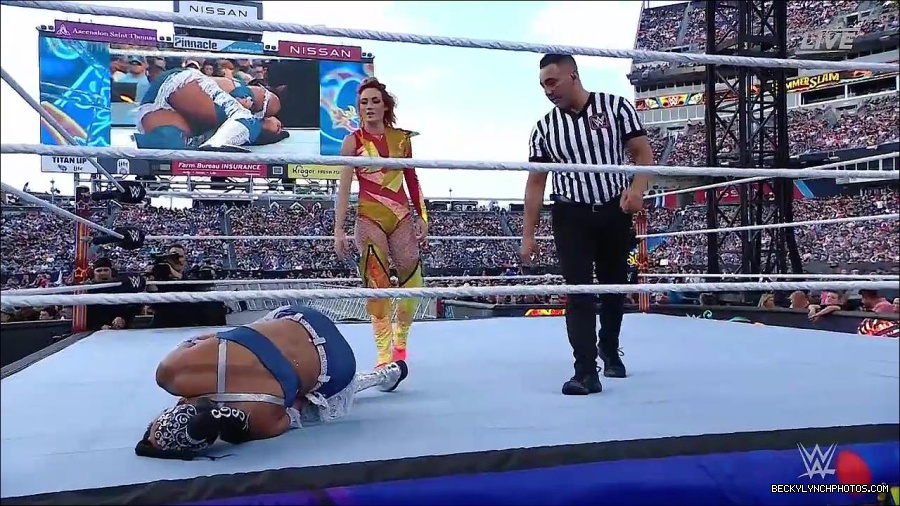 WWE_SummerSlam_2022_720p_WEB_h264-HEEL_mp4_000699054.jpg