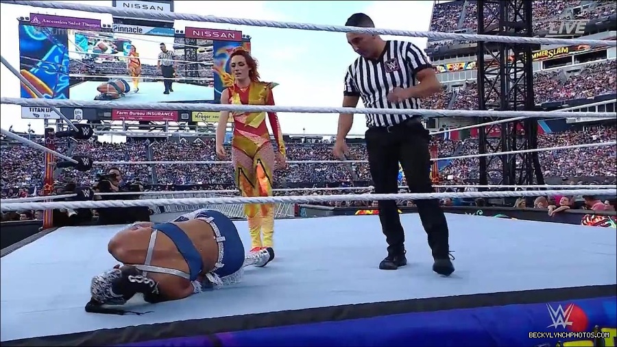 WWE_SummerSlam_2022_720p_WEB_h264-HEEL_mp4_000699454.jpg