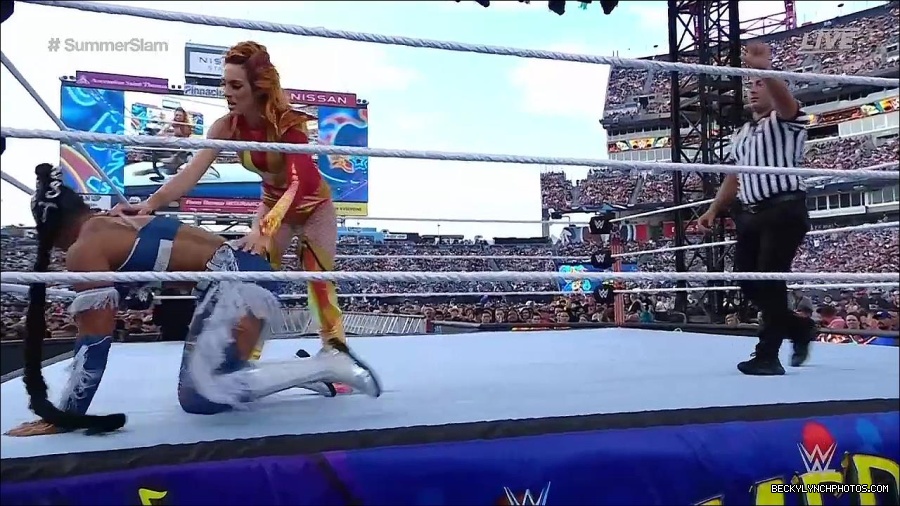 WWE_SummerSlam_2022_720p_WEB_h264-HEEL_mp4_000702654.jpg