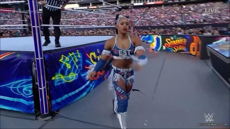 WWE_SummerSlam_2022_720p_WEB_h264-HEEL_mp4_000745054.jpg