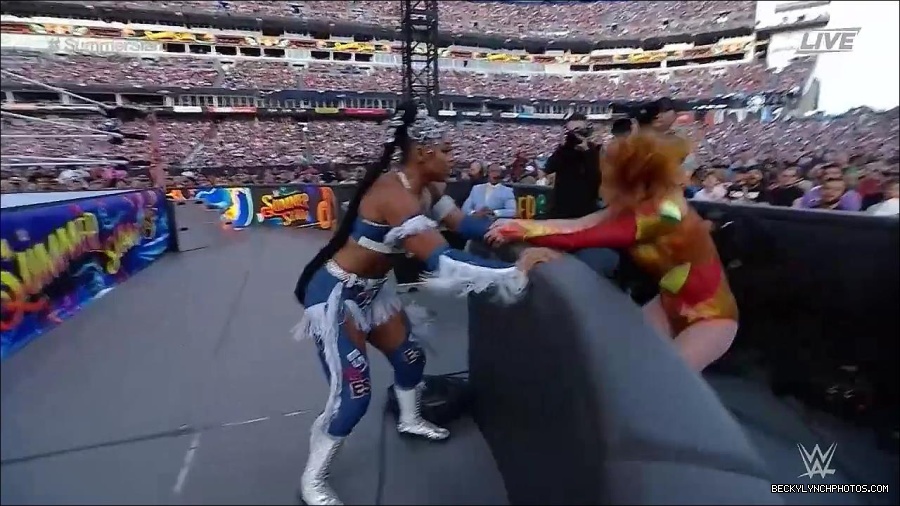WWE_SummerSlam_2022_720p_WEB_h264-HEEL_mp4_000753454.jpg