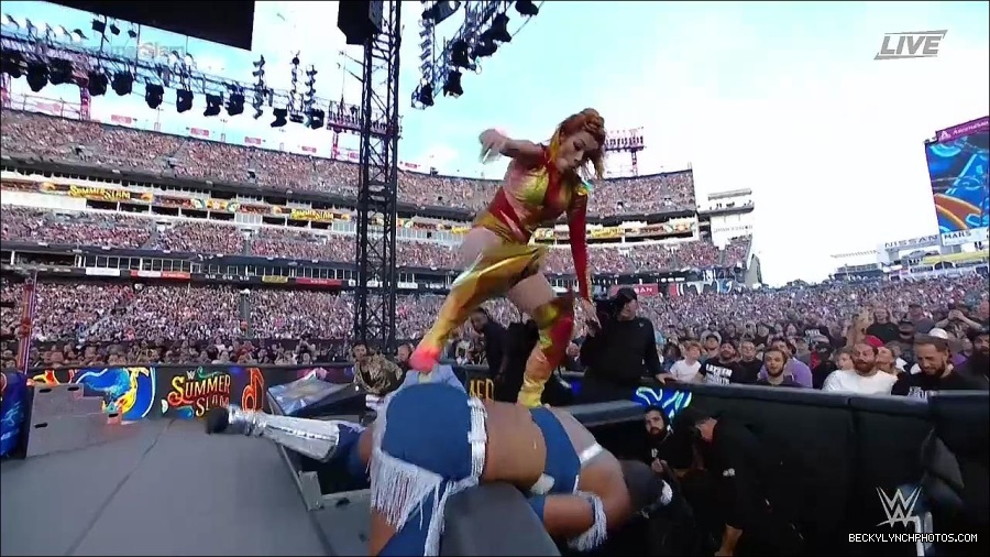 WWE_SummerSlam_2022_720p_WEB_h264-HEEL_mp4_000760254.jpg