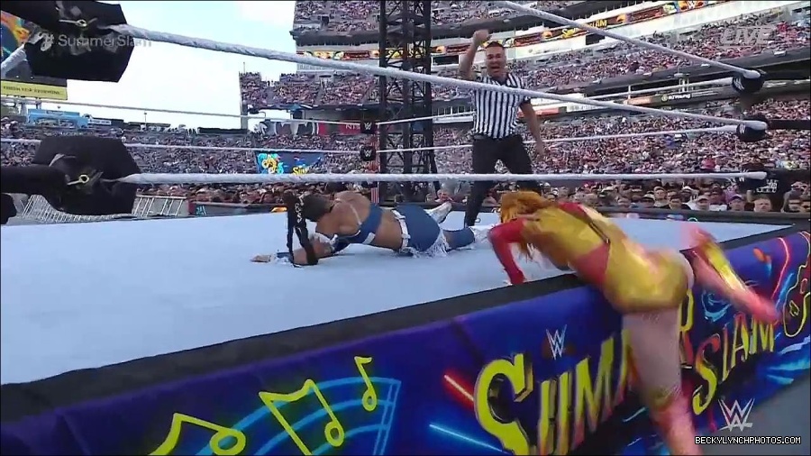 WWE_SummerSlam_2022_720p_WEB_h264-HEEL_mp4_000771054.jpg