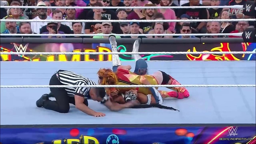 WWE_SummerSlam_2022_720p_WEB_h264-HEEL_mp4_000774654.jpg