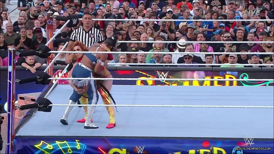 WWE_SummerSlam_2022_720p_WEB_h264-HEEL_mp4_000802654.jpg