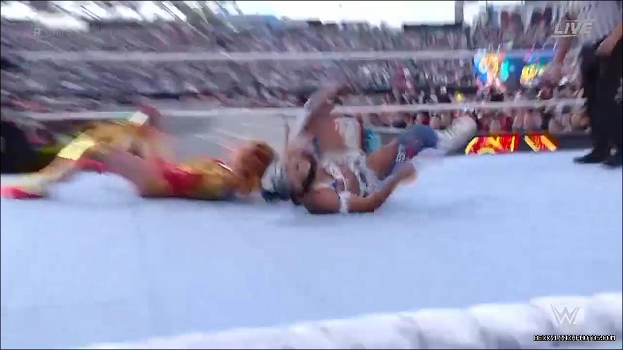 WWE_SummerSlam_2022_720p_WEB_h264-HEEL_mp4_000804254.jpg