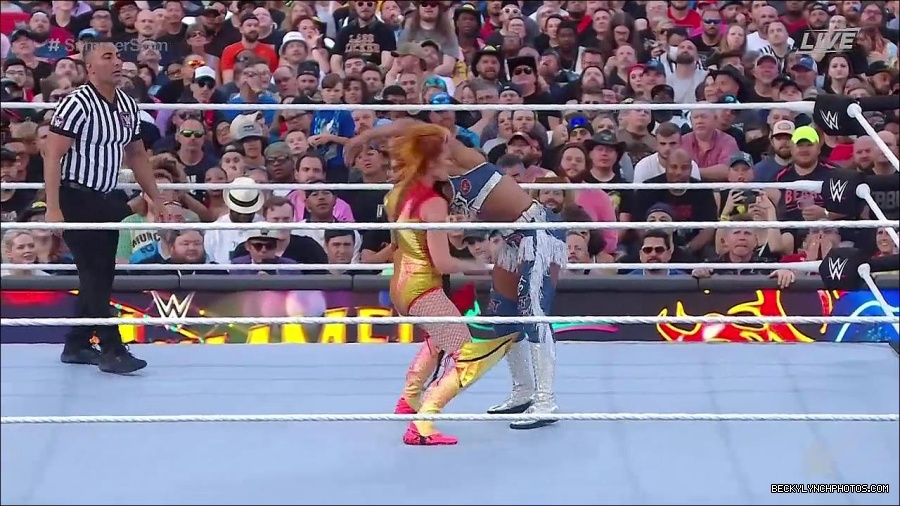 WWE_SummerSlam_2022_720p_WEB_h264-HEEL_mp4_000823254.jpg