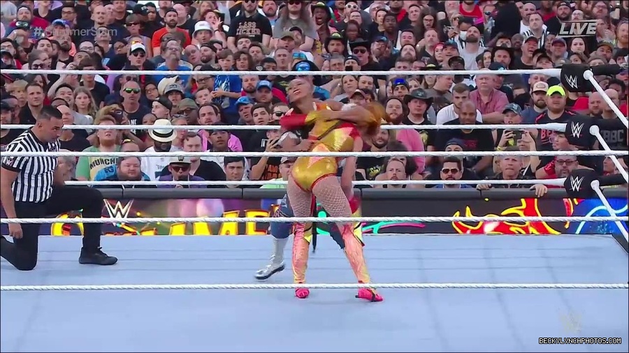 WWE_SummerSlam_2022_720p_WEB_h264-HEEL_mp4_000827654.jpg