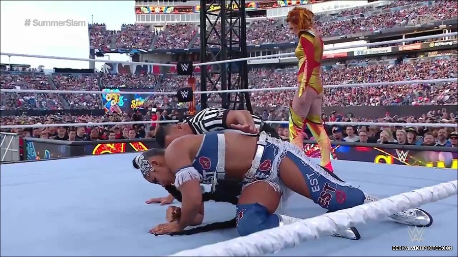 WWE_SummerSlam_2022_720p_WEB_h264-HEEL_mp4_000870854.jpg