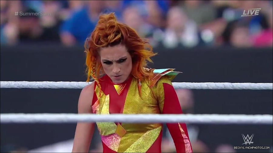 WWE_SummerSlam_2022_720p_WEB_h264-HEEL_mp4_000872854.jpg