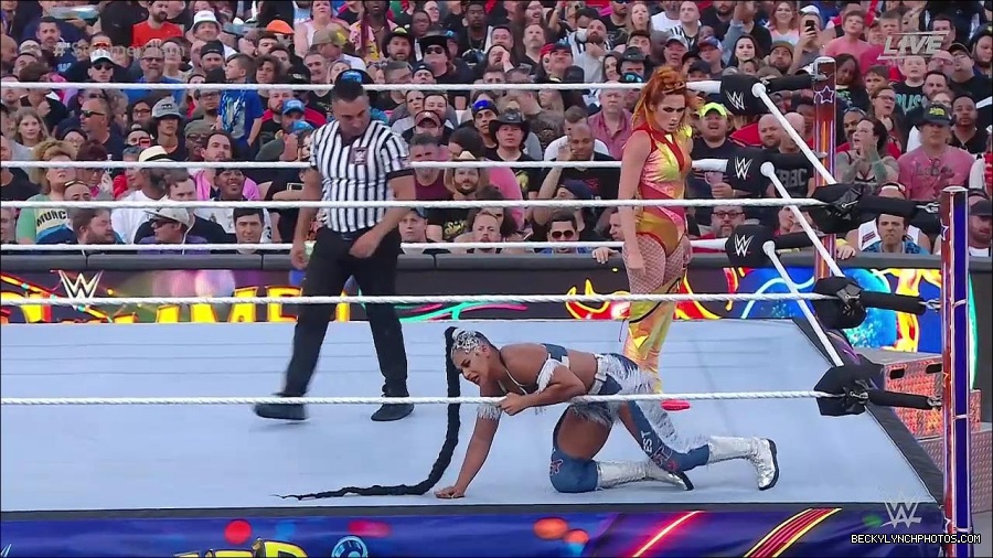 WWE_SummerSlam_2022_720p_WEB_h264-HEEL_mp4_000881254.jpg