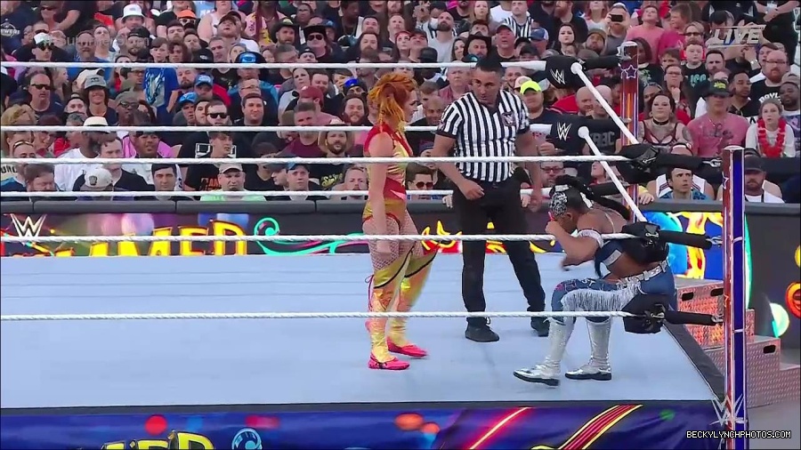 WWE_SummerSlam_2022_720p_WEB_h264-HEEL_mp4_000887654.jpg