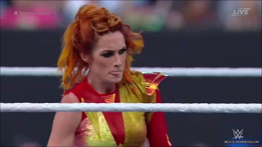 WWE_SummerSlam_2022_720p_WEB_h264-HEEL_mp4_000895654.jpg