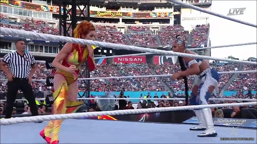 WWE_SummerSlam_2022_720p_WEB_h264-HEEL_mp4_000899654.jpg
