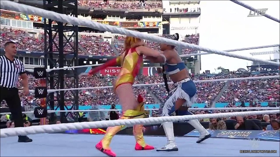 WWE_SummerSlam_2022_720p_WEB_h264-HEEL_mp4_000900454.jpg