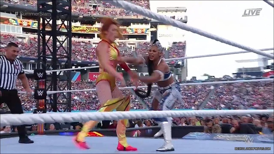 WWE_SummerSlam_2022_720p_WEB_h264-HEEL_mp4_000901254.jpg