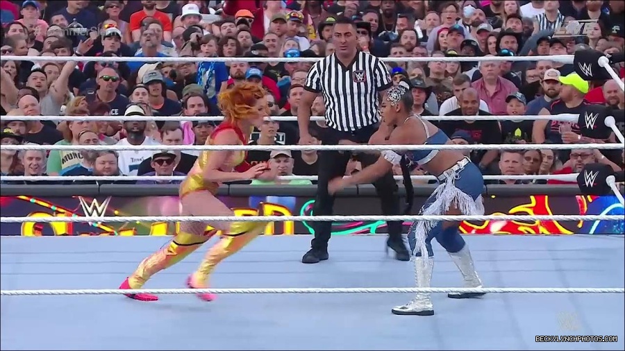 WWE_SummerSlam_2022_720p_WEB_h264-HEEL_mp4_000904454.jpg