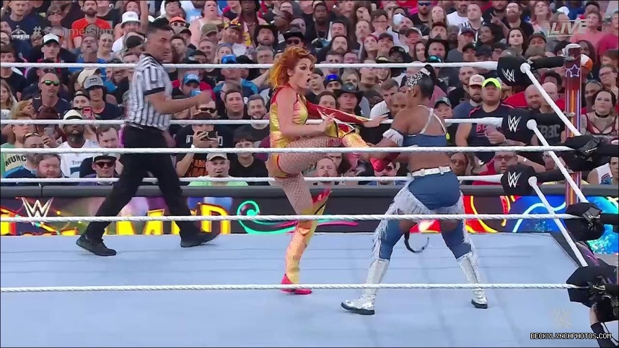 WWE_SummerSlam_2022_720p_WEB_h264-HEEL_mp4_000912054.jpg