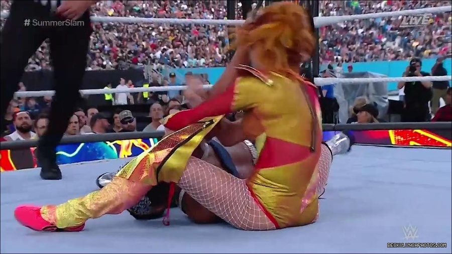 WWE_SummerSlam_2022_720p_WEB_h264-HEEL_mp4_000915654.jpg