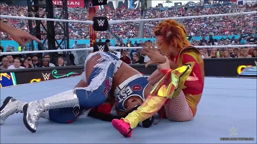 WWE_SummerSlam_2022_720p_WEB_h264-HEEL_mp4_000923654.jpg