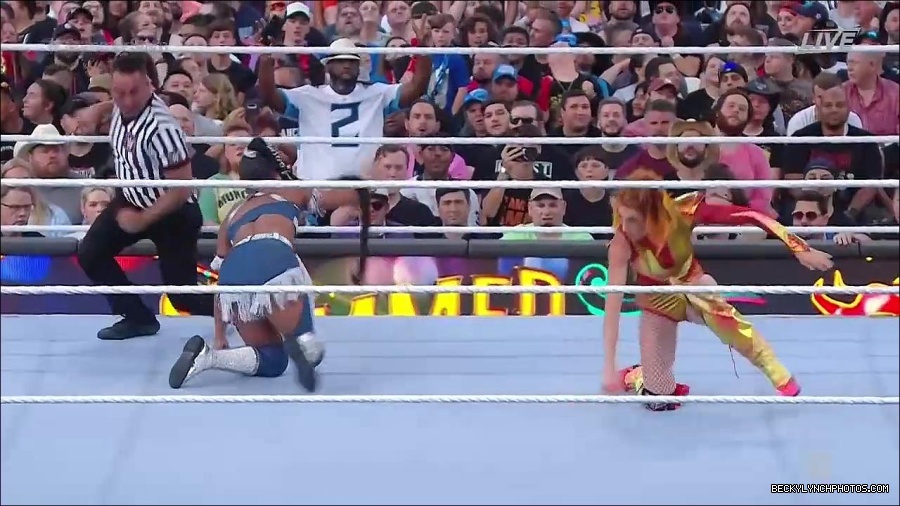 WWE_SummerSlam_2022_720p_WEB_h264-HEEL_mp4_000927654.jpg