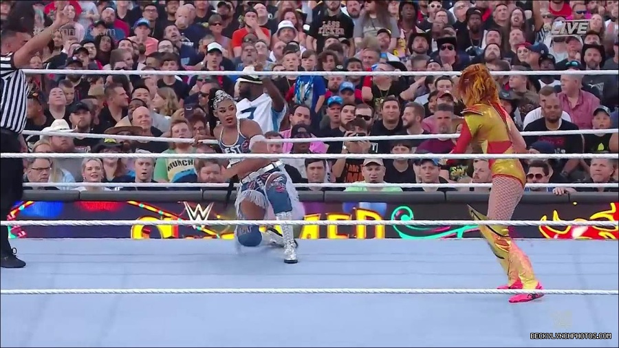 WWE_SummerSlam_2022_720p_WEB_h264-HEEL_mp4_000928854.jpg
