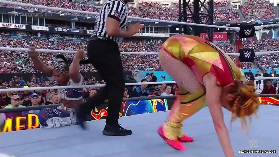 WWE_SummerSlam_2022_720p_WEB_h264-HEEL_mp4_000932854.jpg