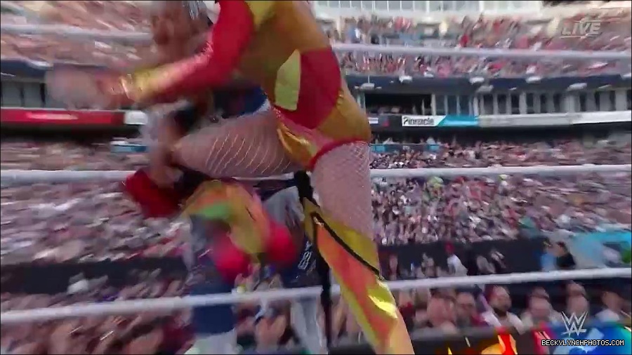 WWE_SummerSlam_2022_720p_WEB_h264-HEEL_mp4_000941254.jpg