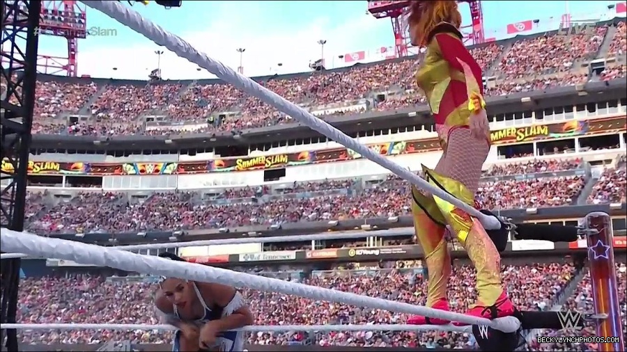 WWE_SummerSlam_2022_720p_WEB_h264-HEEL_mp4_000951254.jpg