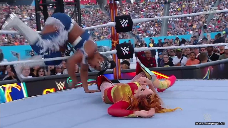 WWE_SummerSlam_2022_720p_WEB_h264-HEEL_mp4_000956454.jpg