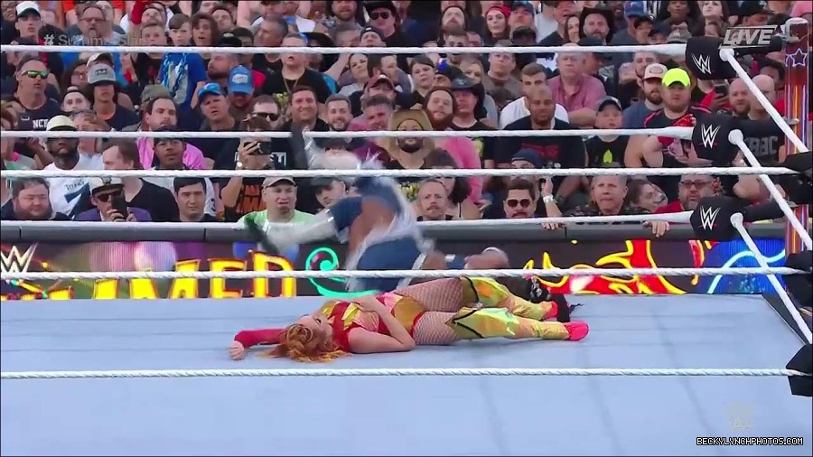 WWE_SummerSlam_2022_720p_WEB_h264-HEEL_mp4_000957254.jpg