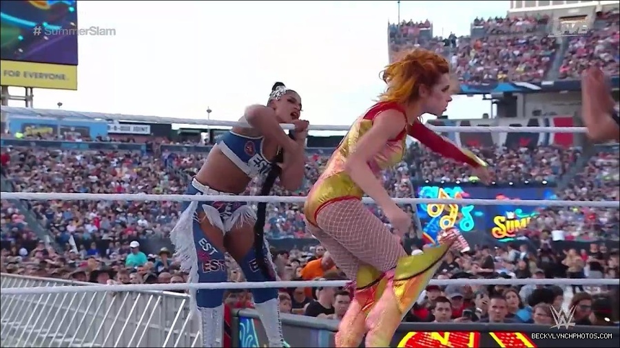 WWE_SummerSlam_2022_720p_WEB_h264-HEEL_mp4_000985654.jpg