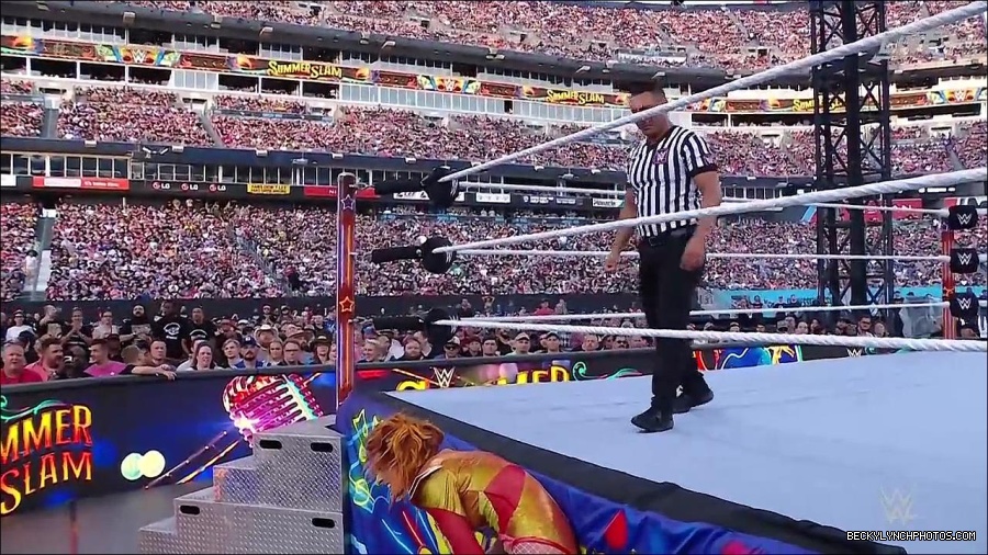 WWE_SummerSlam_2022_720p_WEB_h264-HEEL_mp4_001005654.jpg