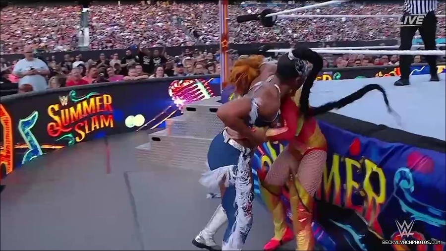WWE_SummerSlam_2022_720p_WEB_h264-HEEL_mp4_001009654.jpg