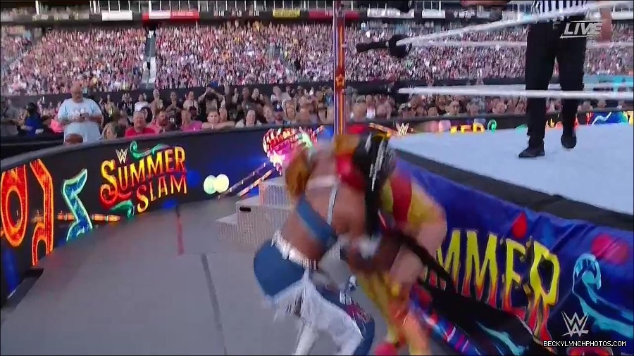 WWE_SummerSlam_2022_720p_WEB_h264-HEEL_mp4_001010854.jpg