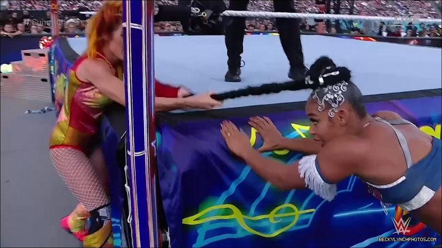 WWE_SummerSlam_2022_720p_WEB_h264-HEEL_mp4_001018054.jpg