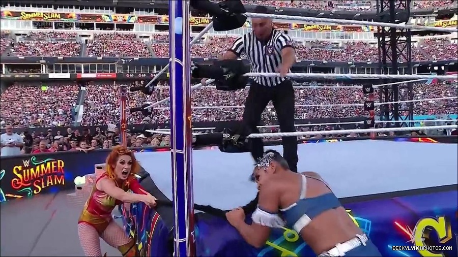 WWE_SummerSlam_2022_720p_WEB_h264-HEEL_mp4_001021254.jpg