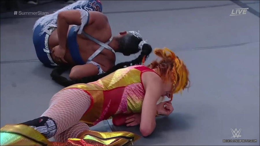 WWE_SummerSlam_2022_720p_WEB_h264-HEEL_mp4_001032454.jpg