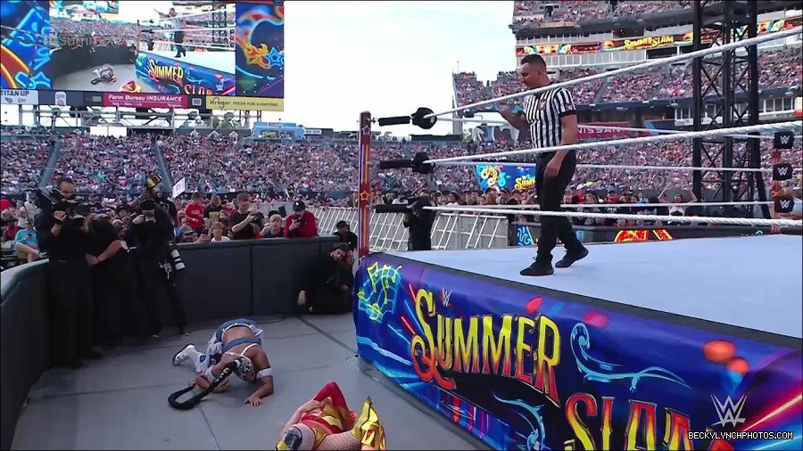 WWE_SummerSlam_2022_720p_WEB_h264-HEEL_mp4_001036054.jpg