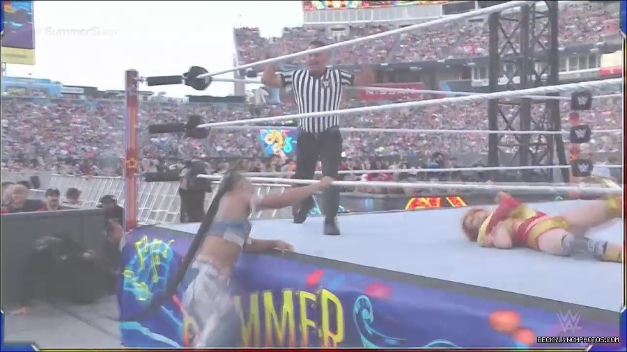 WWE_SummerSlam_2022_720p_WEB_h264-HEEL_mp4_001044854.jpg