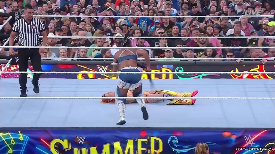WWE_SummerSlam_2022_720p_WEB_h264-HEEL_mp4_001048454.jpg