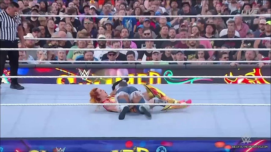WWE_SummerSlam_2022_720p_WEB_h264-HEEL_mp4_001052054.jpg