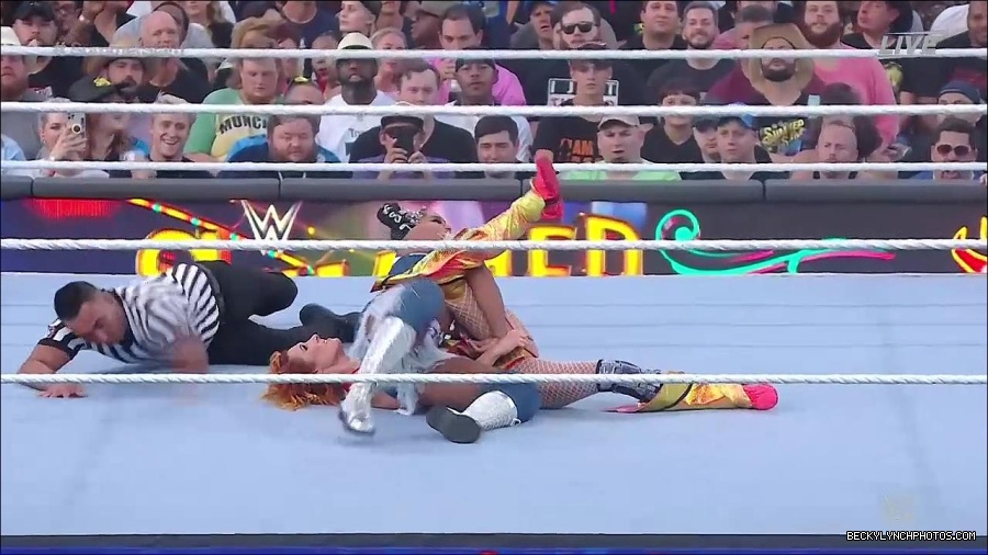 WWE_SummerSlam_2022_720p_WEB_h264-HEEL_mp4_001053654.jpg